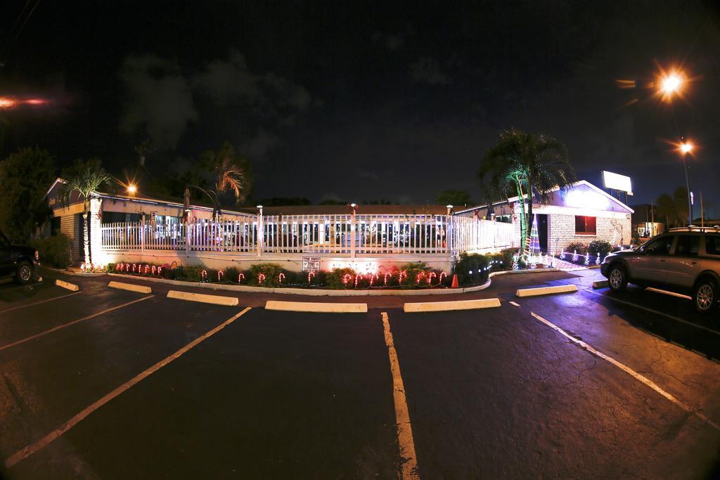 הוליווד Adobe Hacienda Motel מראה חיצוני תמונה